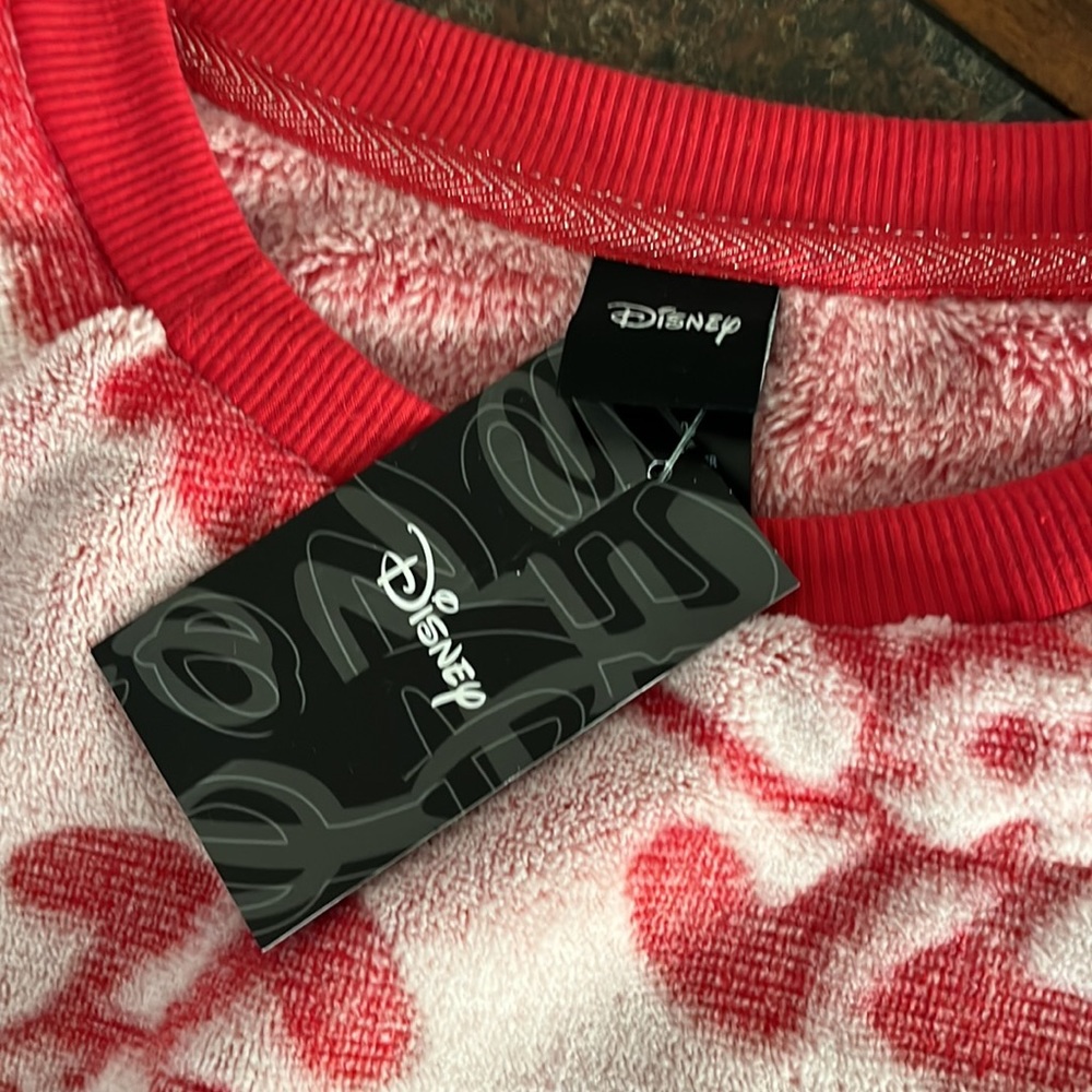 NWT Disney Women's Mickey Mouse Cozy Fuzzy Pajama Loungewear Set Medium Red - Picture 8 of 11